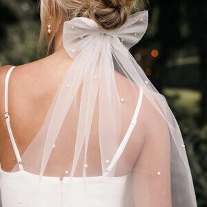 Cora Hair Bow - White (Petal & Pup)